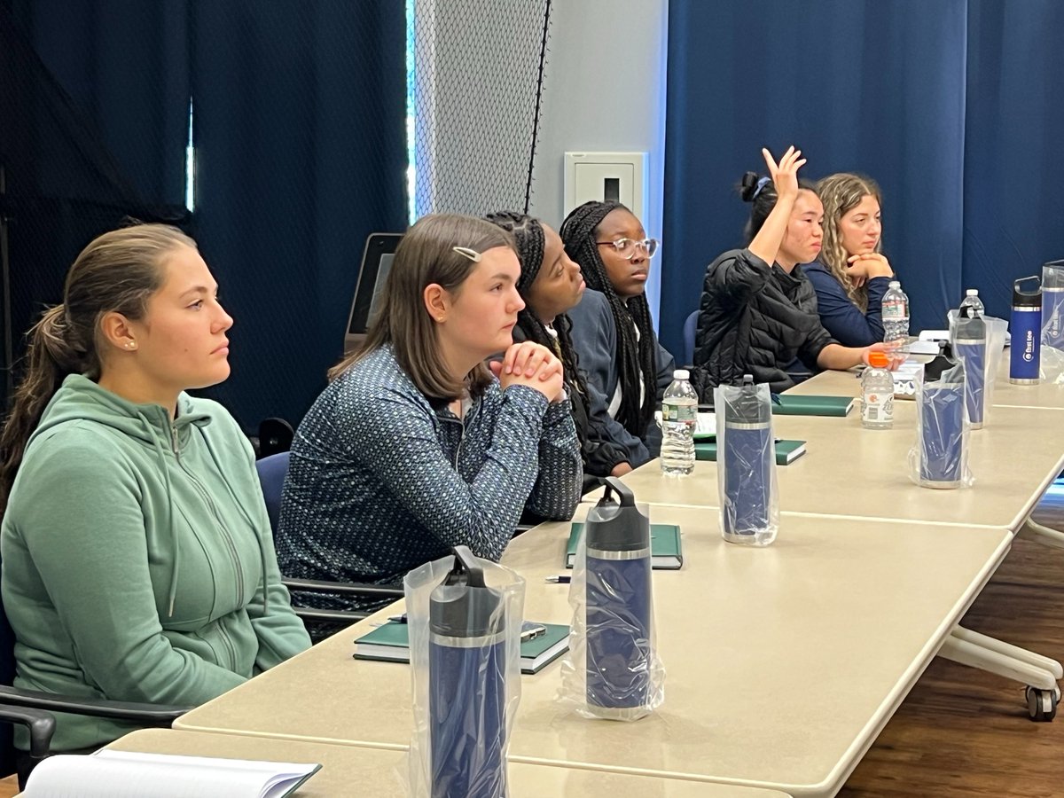 FirstTeeMass's tweet image. On Saturday, we hosted our 2nd Annual Teen Game Changers Conference as 22 teen-aged First Tee participants from around the state gathered for a day of education, socializing, networking, and golf! #firstteemass