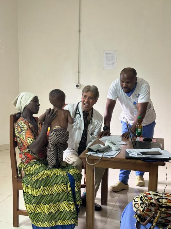 Thank you #ShyiraDistrictHospital for hosting Team Heart Cardiology screening team as guests of <a href="/RBCRwanda/">Rwanda Biomedical Centre</a>. We were warmly welcomed and hosted  <a href="/NyabihuDistrict/">Nyabihu District</a>  Thank you Dr.Khalid Sheikh and Cardiac Sonographer, Dianna Maynard for volunteering for  6 days of screening. Special