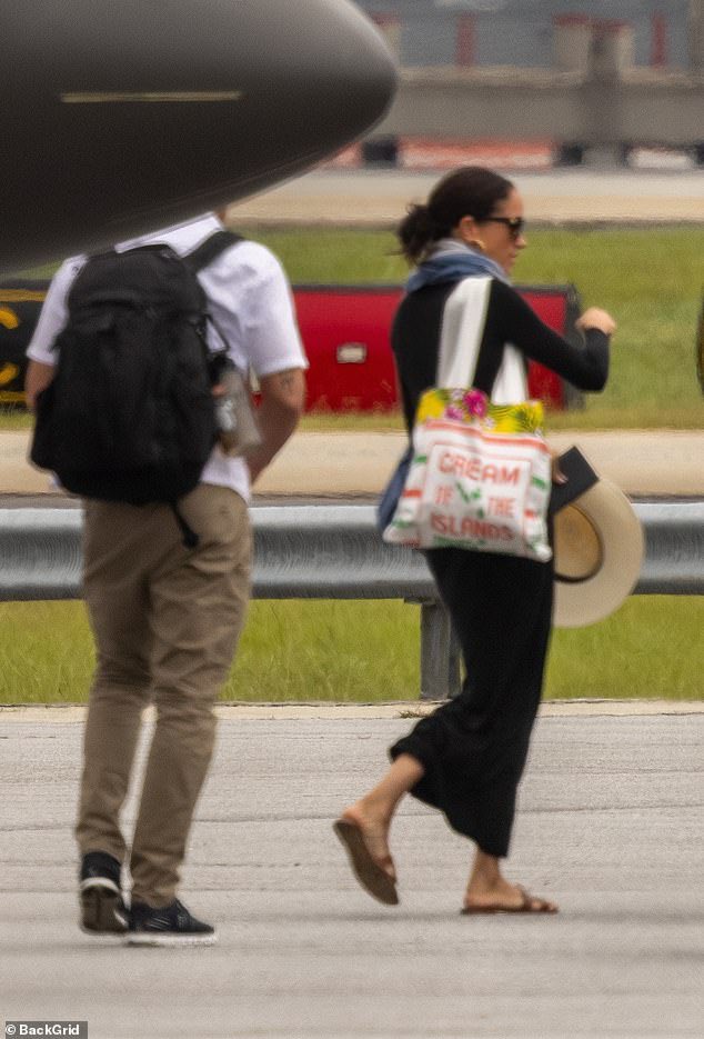 HarrysGreySuit tweet media
