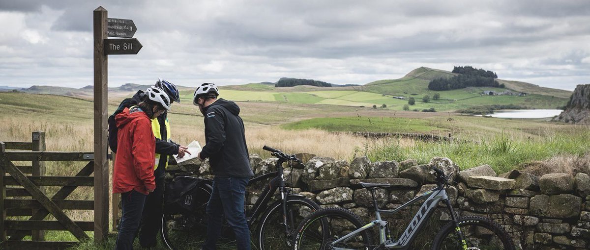 🚵‍♂️ Take in the stunning countryside of #HadriansWall on this E-bike tour. 
A park ranger will take you on a tour of northern frontier of the Roman Empire, the most iconic section of the Hadrian’s Wall World Heritage Site.
🎟️ Book here: bit.ly/3S1hGgv #Bike #Cycling #Eco