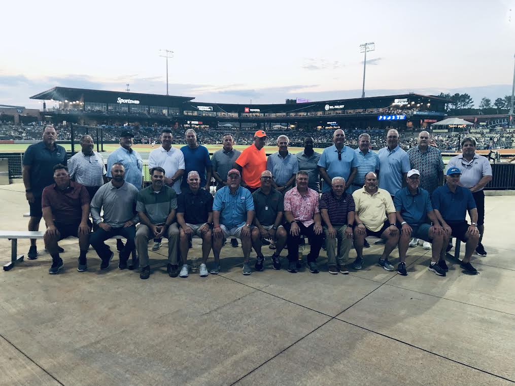 Looking forward to a great book discussion with @SABRMENH 

I was thrilled to hang out with former Huntsville Stars players and front office members for reunion weekend last month.
