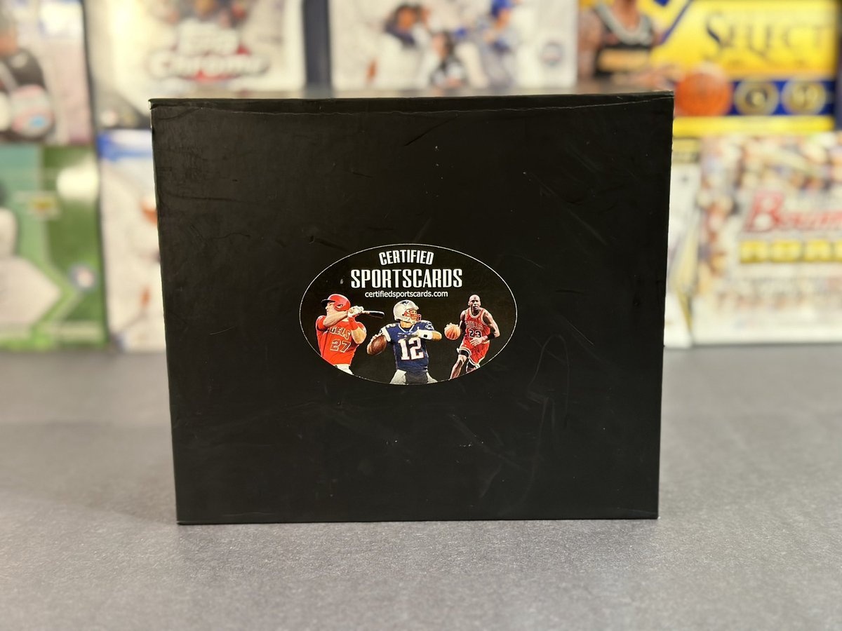 certifiedcards's tweet photo. 🚨FIRST EVER HIGH-END NFL BREAK!

🚨HIGH-END ($1,000+) NFL BUYBACK BREAK 🏈

📍Box has approximately $1,000-$1,100 in eBay value (all NFL)

📍$31/spot (random teams)

🚨Break Link: https://t.co/bHneSdBgs6

📍RETWEET this post for your chance to win the card in the second photo! https://t.co/7t8AY4FTyr