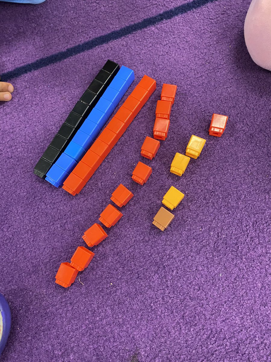 DanielleLegnard's tweet photo. We can represent 45 using tens and ones different ways! 4 tens 5 ones, 3 tens 15 ones, 2 tens 25 ones. 1 ten 35 ones, 0 tens 45 ones……let’s try another target number! I wonder if the same pattern will work? Says a second grader! #mathtastic @BethelCTSuper @brookskristen1 https://t.co/PmutNcsOQ2
