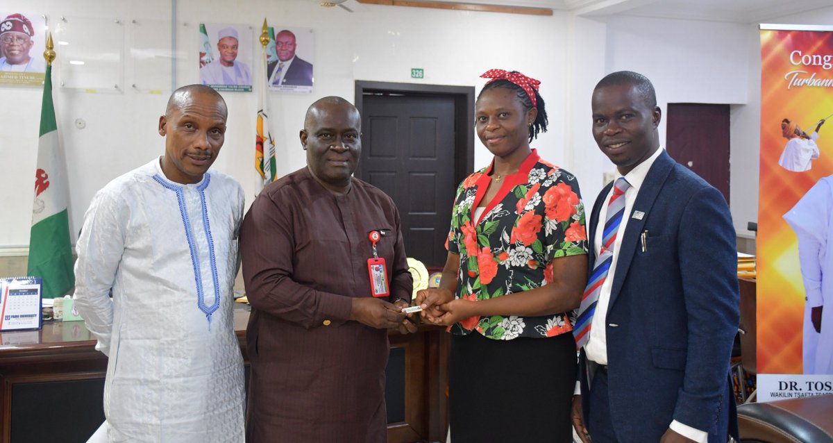 MedLabNigeria's tweet photo. The MLSCN Malaria Microscopy Ambassador, Ms. Ndidiamaka Okafor, was today, at the MLSCN headquarters officially decorated as such by the Registrar, Dr. Tosan Erhabor, who urged her to be a worthy champion against the scourge of malaria through her work as a microscopist. https://t.co/tFKEY2odzC