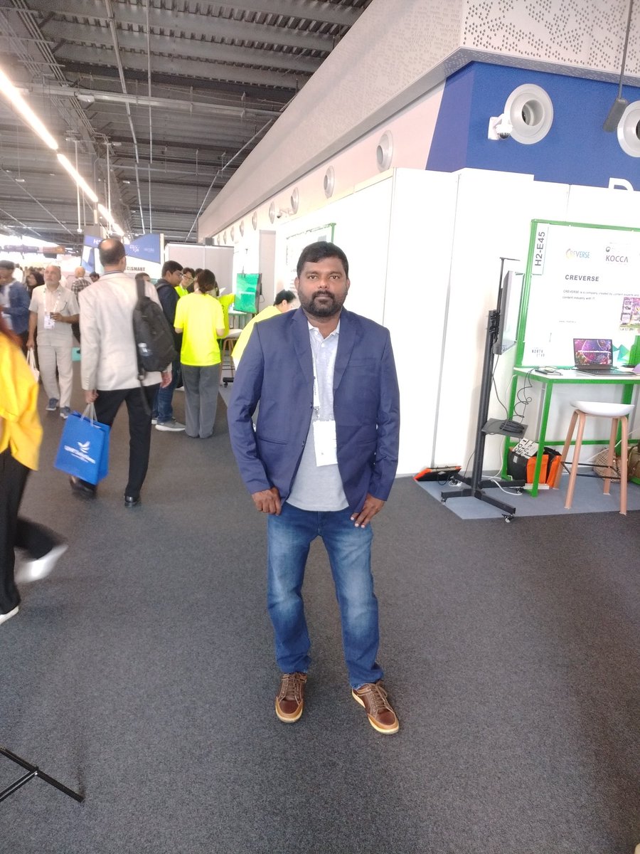 vanarajcs's tweet photo. #GITEX2023 
#Gitex 
#Assistanz #StackBill https://t.co/AggdjzvrW0