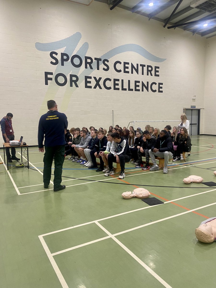 WilberforceSFC's tweet image. Today as part of #RestartAHeartDay, students from across the college learned vital CPR and resuscitation skills needed in order to potentially save lives! 

#CPRAwareness #CallPushShock #LifeSavingSkills