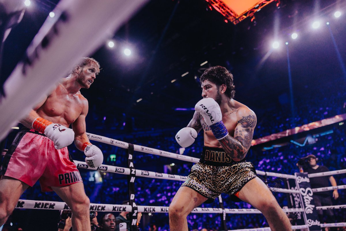 dillondanis's tweet photo. Pussy ran for 18 minutes. https://t.co/KvpOenTwnM
