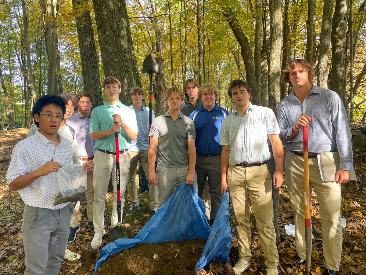 TrinityPawling's tweet photo. Out in the field with Mr. Webber's AP Environmental Science class, studying soil formation & chemistry!
#EthosOfEffort #ActiveLearning #adayinthelifetp https://t.co/yO1opx6dGo