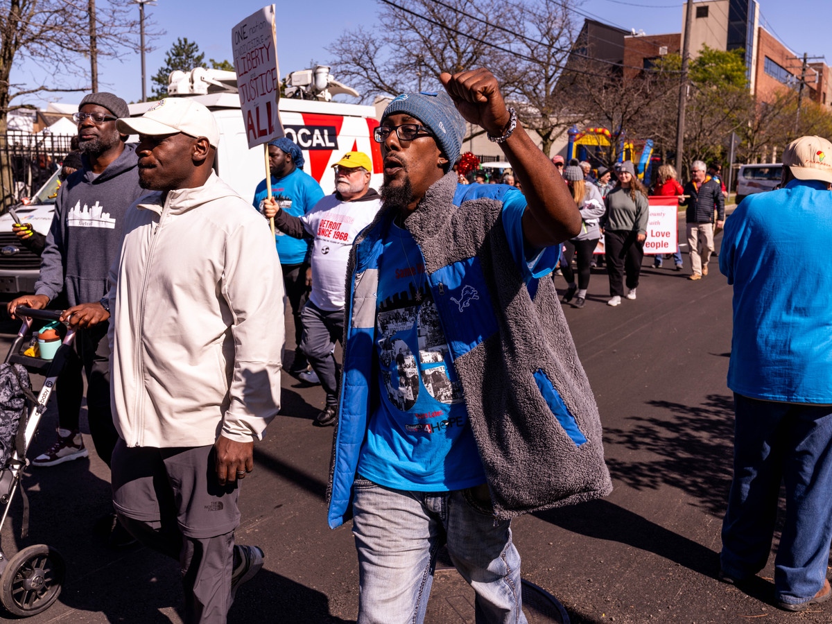 Focus_HOPE's tweet photo. This year’s March 4 HOPE was a success! Take a look at a few special highlights from Eleanor’s March 4 HOPE.
Thank you to everyone who came out to celebrate with us this year! Read more in our newest HOPE Speaks Blog here: https://t.co/l7QDCN39gw
#FHTurn55 #HOPE55 https://t.co/zGYhcNMLf6