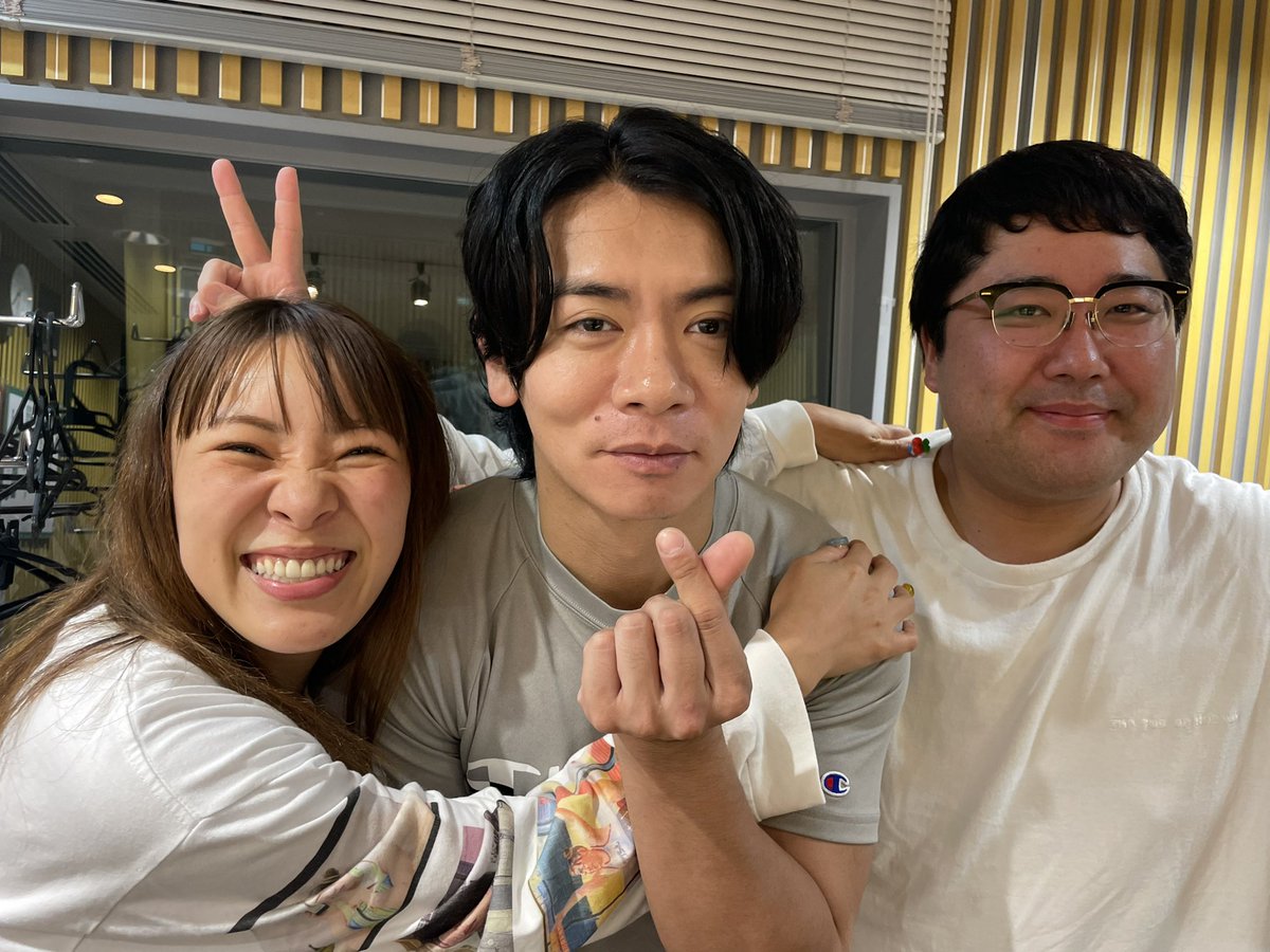 fuwa_chan_ann0's tweet photo. #フワちゃん のオールナイトニッポン0
お聴きいただきありがとうございました🙇

ゲスト #マヂカルラブリー のお二人でした🎉

ちゃんとお礼も言えたし、
翼をくださいも歌えました🪽

radikoはこちら👇
https://t.co/vYrC4YFL4J 
#フワちゃんANN0
#マヂラブANN0 https://t.co/7CJxM0uiyN