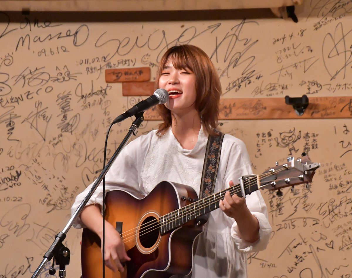 yoshi_power's tweet photo. 2023/10/14
熊さんとビスケットさんの
おすすめきゅんきゅんライブ
音処　きしん
⭐  篠  ⭐
#シンガーソングライター 
#群馬県 
#FLEEZ  
#音処きしん https://t.co/g0lvtxGsJm