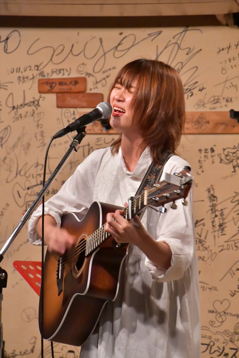 yoshi_power's tweet photo. 2023/10/14
熊さんとビスケットさんの
おすすめきゅんきゅんライブ
音処　きしん
⭐  篠  ⭐
#シンガーソングライター 
#群馬県 
#FLEEZ  
#音処きしん https://t.co/g0lvtxGsJm