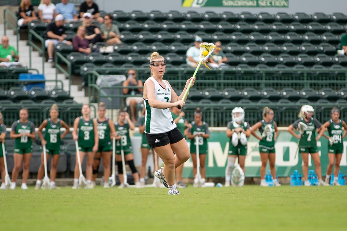 USFWLAX's tweet photo. Get to know: Elle Trzaskawka!

Elle is a first-year attacker from Medford, NJ. In her past, she was a 🧱 wall in the net!

#RunWithUs  #HornsUp🤘 https://t.co/qQSGTdGY0C