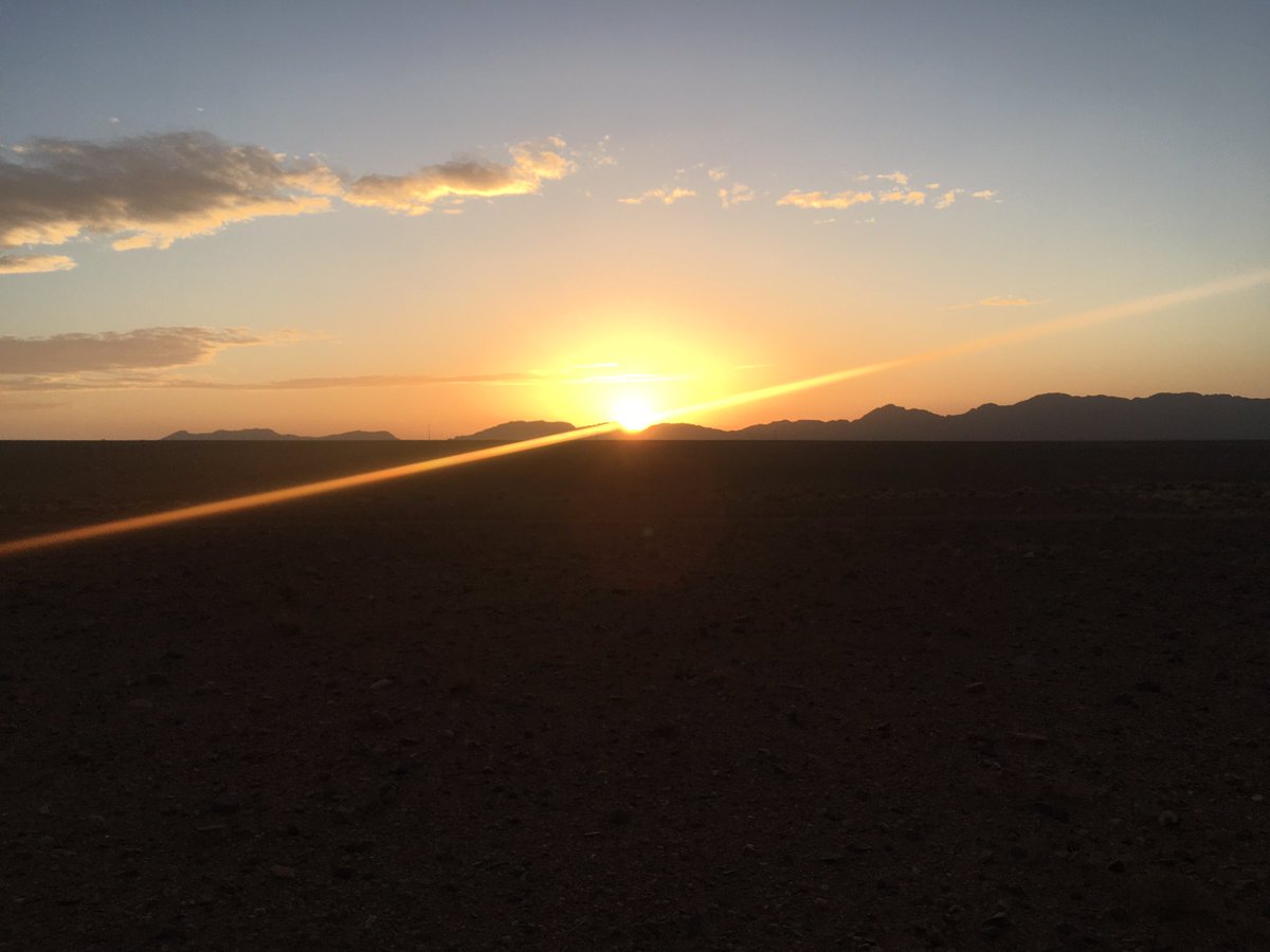 MathHamid's tweet image. عن أبي هريرة رضي الله عنه قال :
قال رسول الله ﷺ :

&quot;مَنْ سَرَّهُ أنْ يَسْتَجِيبَ اللهُ لَهُ عِنْدَ الشَّدَائِدِ وَالكُرَبِ فَلْيُكْثِرِ الدُّعَاءَ فِي الرَّخَاءِ&quot;.

جامع الترمذي.