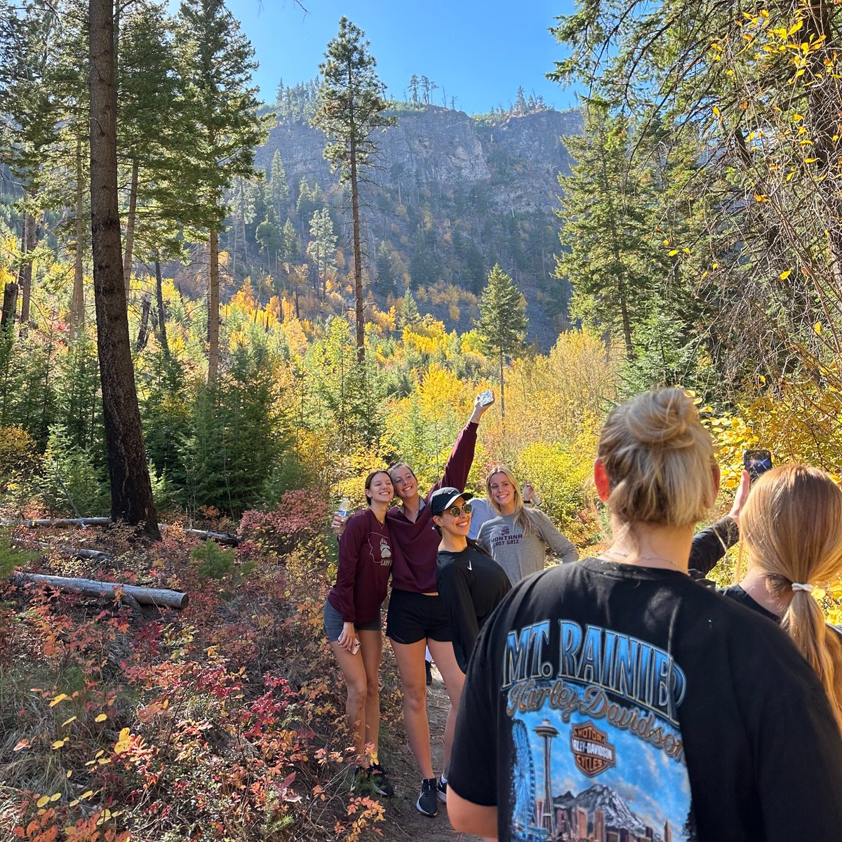 An exciting and fun filled team retreat up in the Bitterroot with a special group!

#GoGriz | #LadyGrizHoops