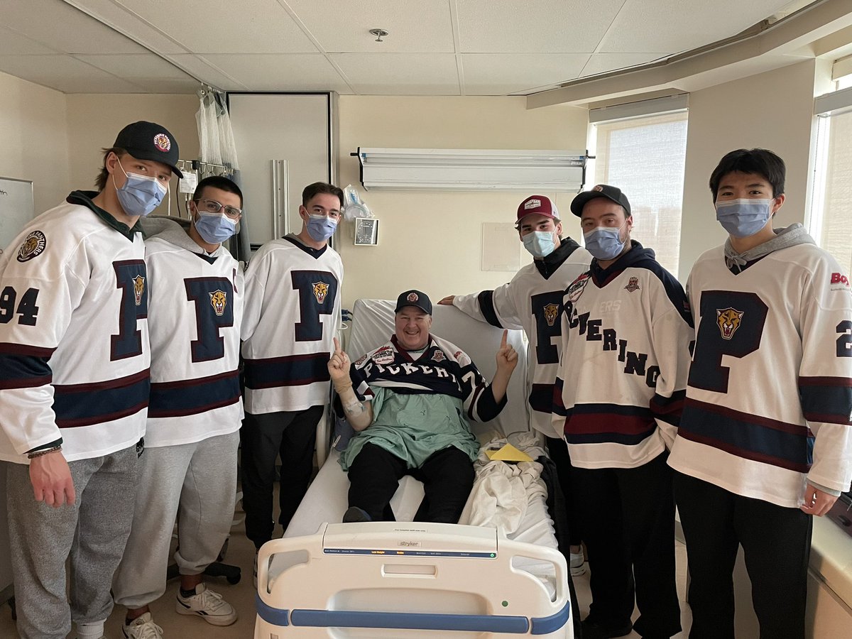 PanthersOJHL's tweet photo. Today a group of Panthers visited a very special fan. A strong supporter of hockey for everyone in the Durham region, @CaptainOshawa. We all need support & the hockey community pulls together to make sure we remain a family.
#hereforyou #hockeyfamily #PanthersFamily #PanthersSZN https://t.co/6GSxsBYmom