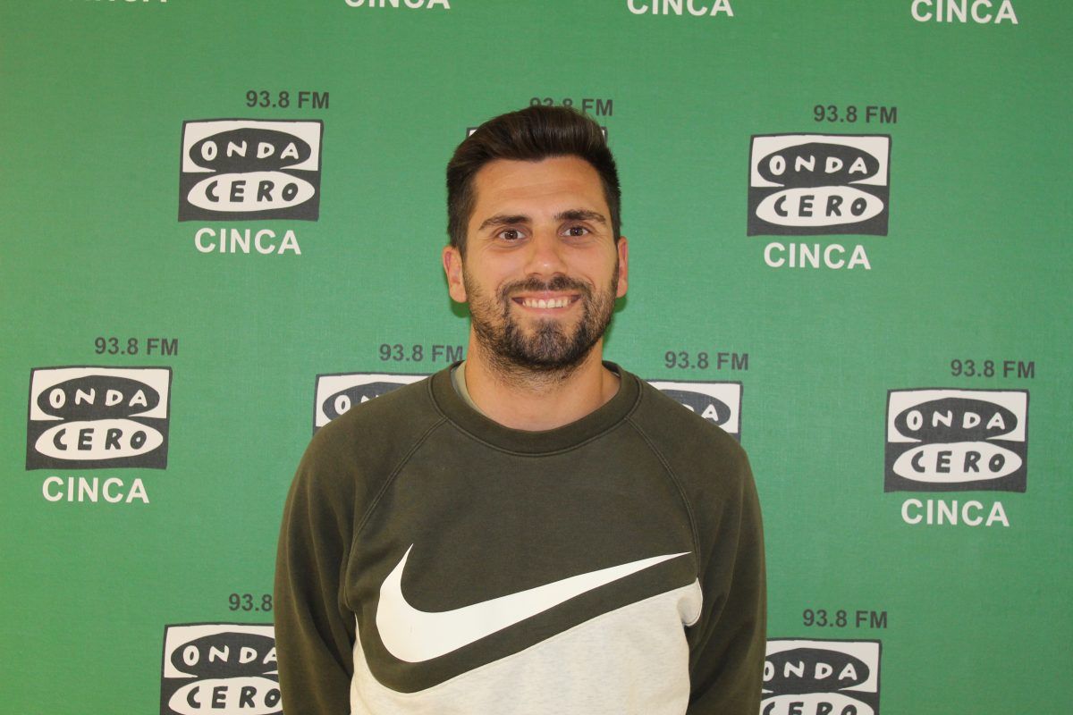 🟢 Fran Puyer: "El fútbol se ha modernizado y hay que adaptarse a los nuevos tiempos"

El coordinador del FB Monzón y River Monzón nos ha contado como está viviendo sus primeros meses al frente de la cantera montisonense

Escucha la entrevista aquí⬇️
ondacerocinca.es/2023/10/16/fra…