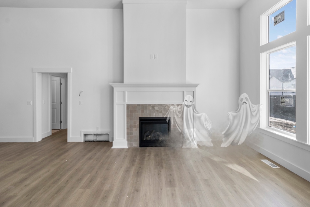 Visionary_Homes's tweet photo. We promise this house isn't haunted, but it is a GHOSTLY good deal! It is located in our BOO-tiful Banbury Community in North Logan, UT. For only $689,990 it's a screamin' deal you don't want to pass up! #VisionaryHomes #UtahHomeBuilder #HauntedHouse https://t.co/j1tyOLbpfW