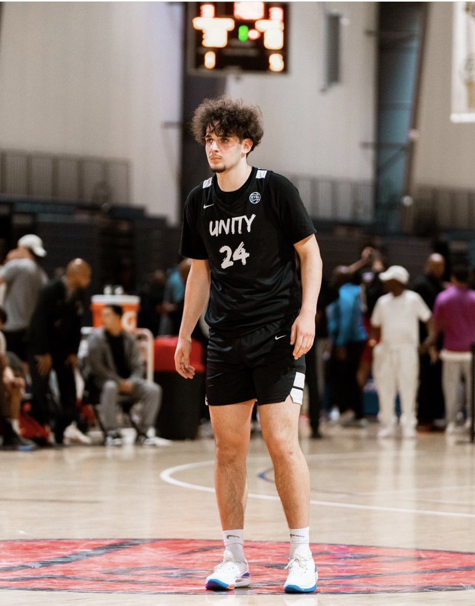 2024 6’10 F <a href="/JovanMilicevic9/">Jovan Milicevic 🇨🇦🇷🇸</a>   o f Dream City Christian and  Arizona Unity (AAU)will sign his commitment letter at 6pm EST. He’s a talent <a href="/DrewEbanks/">OnPointBasketball</a> <a href="/CanBball/">Canada Basketball</a> <a href="/NorthPoleHoops/">NPH</a> <a href="/VerbalCommits/">Verbal Commits</a> <a href="/AdamZagoria/">Adam Zagoria</a> <a href="/DCCHoops/">DCC Bᴏʏs Nᴀᴛɪᴏɴᴀʟ Tᴇᴀᴍ</a>