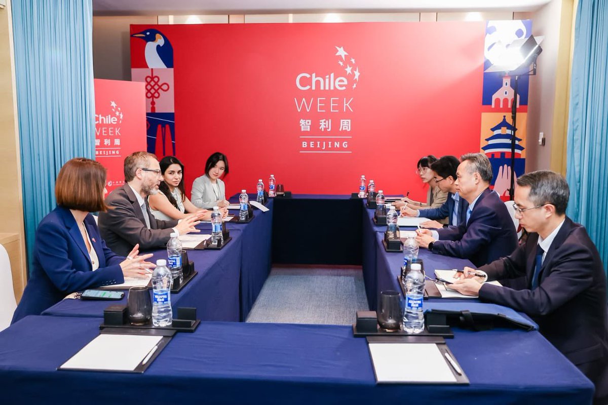 #ChileWeek
Dir. General de ProChile, Ignacio Fernández junto al Consejo de China para la Promoción del Comercio Internacional #CCPIT, firman memorandum de entendimiento #MOU con el fin de fortalecer la cooperación comercial y económica para la Promoción del Comercio Internacional
