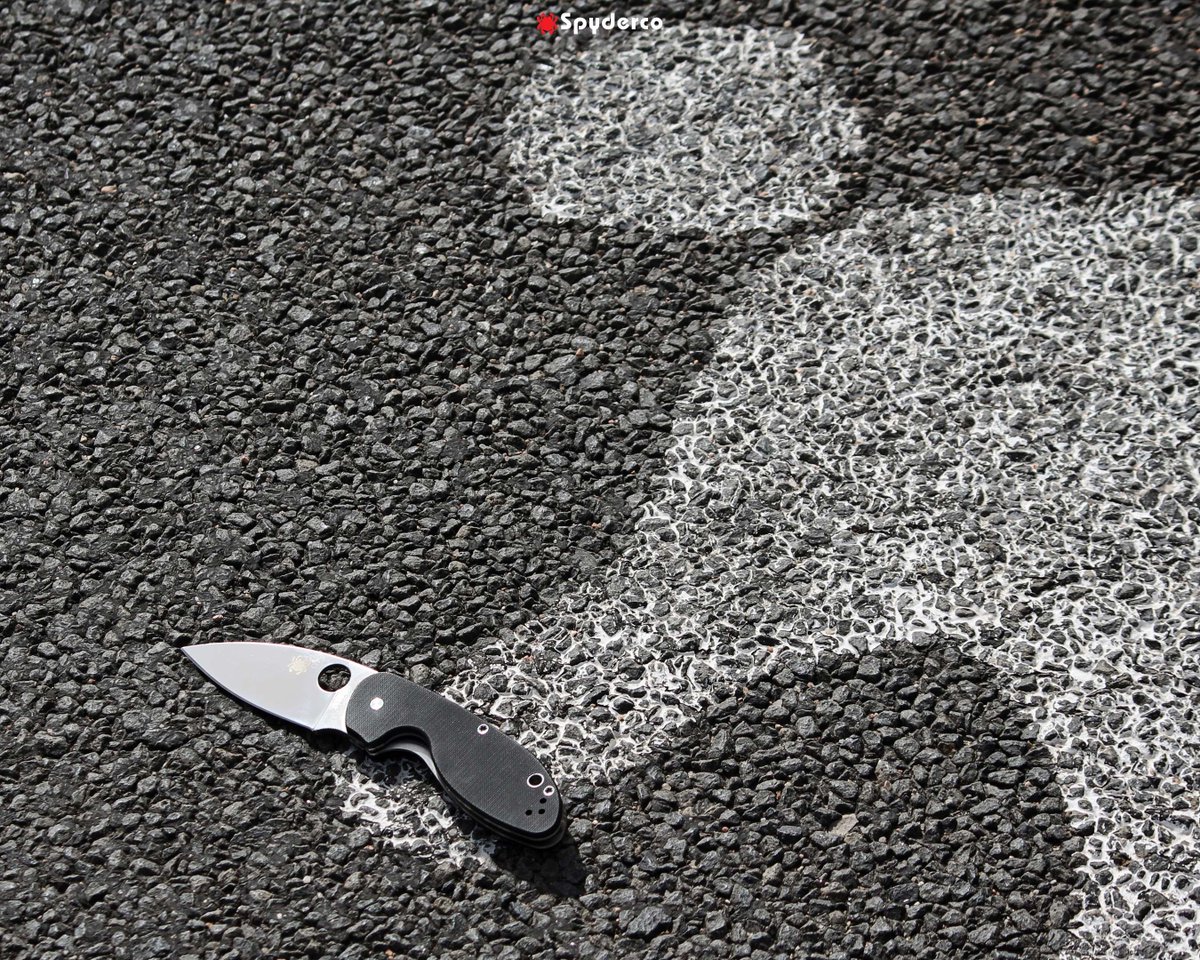 SpydercoKnives's tweet photo. Based on custom knifemaker Ed Schempp’s unique “Feather” design, the Efficient™ is a stylish, do-all folding knife that won’t break your wallet.
#Spyderco #EdSchempp https://t.co/xeYk3pNpoc