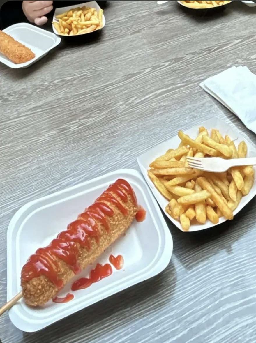 On #WorldFoodDay myself <a href="/IslaMSYP/">Isla Grant MSYP</a> and @bethany4CD treated ourself to some Korean corndogs!

What about you? <a href="/RoryYoungMSYP/">Rory Young MSYP 🇺🇦🏴󠁧󠁢󠁳󠁣󠁴󠁿</a> @DougalMSYP <a href="/Kai_SulemanMSYP/">Kai.Suleman - Former MSYP</a>