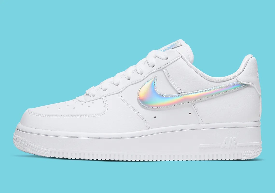 VirtualObsessed's tweet photo. The team at @RTFKT announced the Dunk Genesis will have a single piece Lenticular Upper
Here are some examples of sneakers with a similar material for you to check out!
Similar, not the same, 
- Superbowl Trainer 1
- Lenticular Clot Dunk
- Iridescent AF1
- Lenticular blue Dunk https://t.co/UH9VgyeXQy