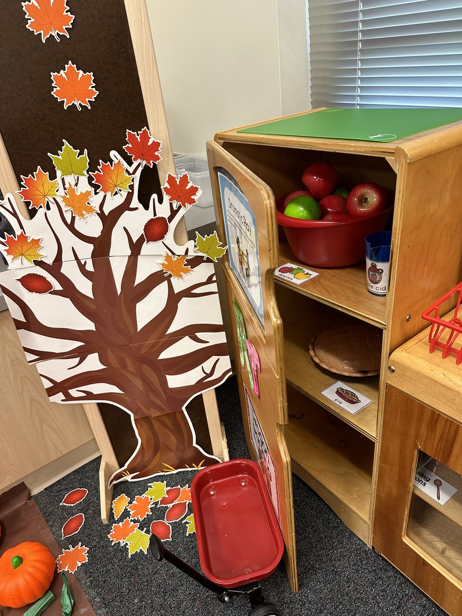 The #LittleLillard Pumpkin Patch is officially open for business! 
#DramaticPlay #LearnThroughPlay