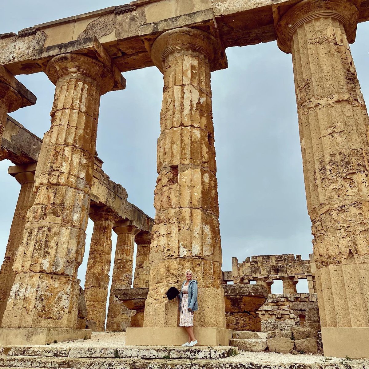 HannahFlowerday's tweet photo. More archaeological sites on holiday….this time to the temples at the ancient city of Selinunte #Archaeology #Sicily #Selinunte https://t.co/ppUokJfUpA
