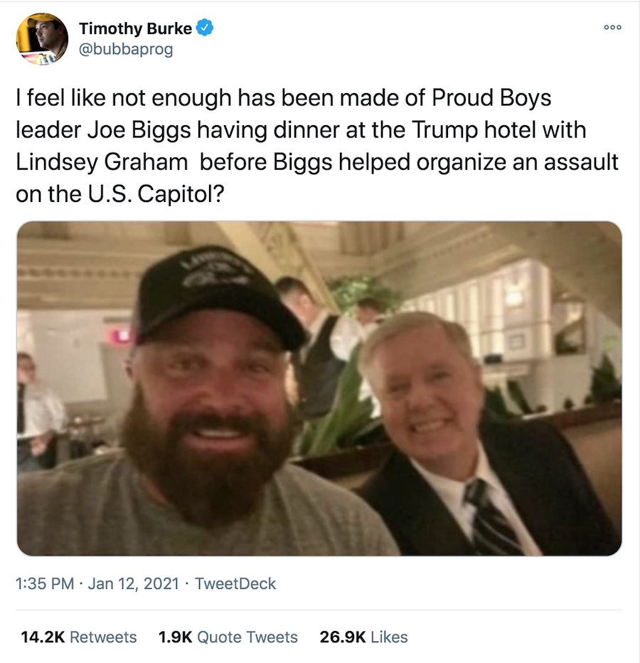 CriticalBill76's tweet photo. @MacFarlaneNews #JoeBiggs #TrumpHotel https://t.co/kUPR6ls9jw