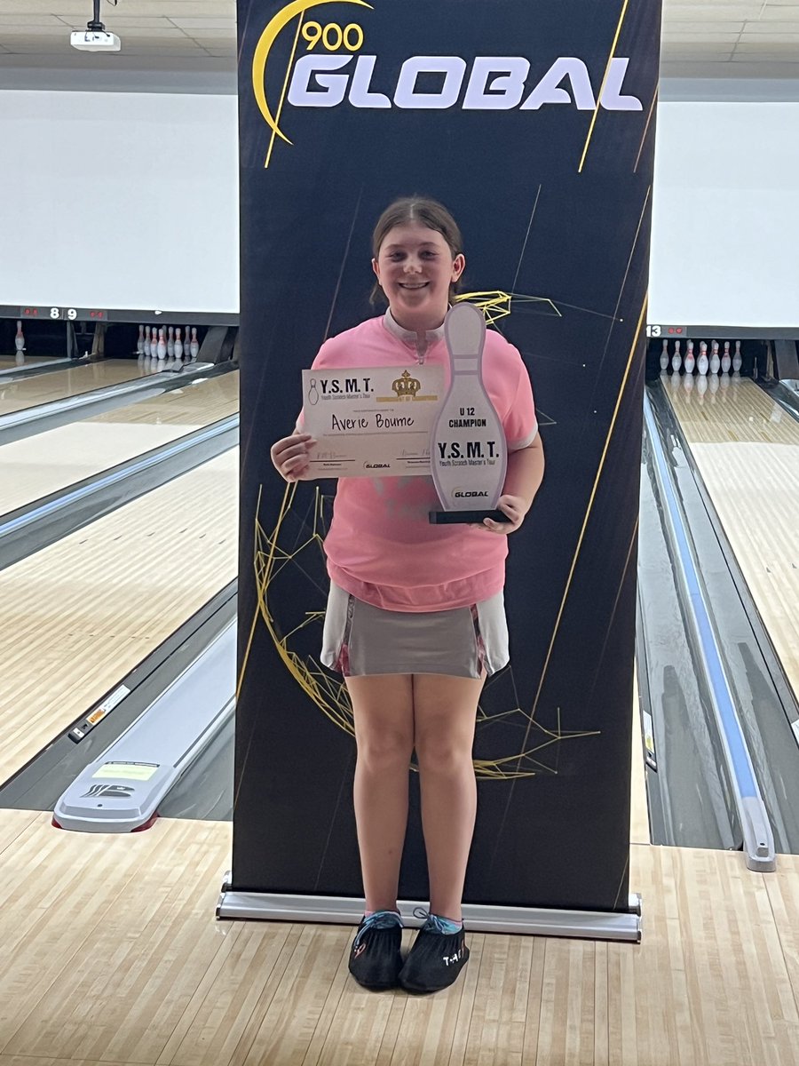averiebourne300's tweet photo. U12 Champion this past weekend at Youth Scratch Masters Tour in Wichita. #kcusbc #mousbc @Youth_bowling @MotivBowling @Storm_Nation @bowlifi https://t.co/mBz47nKeYB