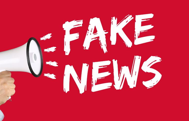 ClaireForet's tweet photo. Ne diffusez aucune fake news : vous mettez en danger la population #bruxelles #attentat #brusselsLockDown https://t.co/222gKtlVca