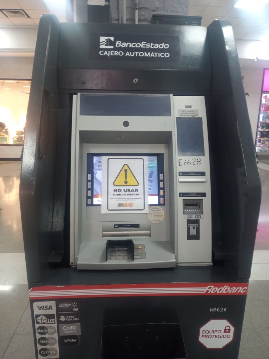 elfer91punto3's tweet photo. Quiero reclamar contra los cajeros de @BancoEstado en el mall espacio urbano de #melipilla los 4 malos la otra vez paso igual a veces  pienso  que es a propósito para que la gente tengan q descontarle los $300 🙄🤦 RT para q lo arreglen luego #bancoestado #chile #banca #redbanc https://t.co/heorpkgoln