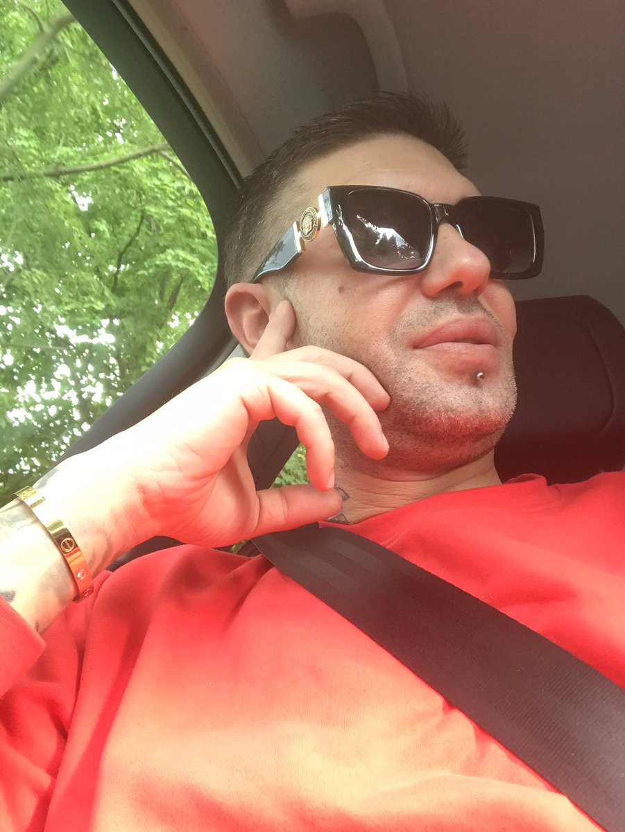 IgorLacob's tweet photo. #haveanicedayandbeyouselfalways✌️
Ovaj Twiter or X,sta god da je za mene je postao pravo opterećenje.Negativni ljudi,lose price,tužni sadržaji,nije ovo mreza zabdruzenje vec zavraspravu i svađu..nisam deo toga i napuštam sve ovo..Svaka cast izuzecima,bili ste odlični.#MorningFix https://t.co/SltBDBttXH