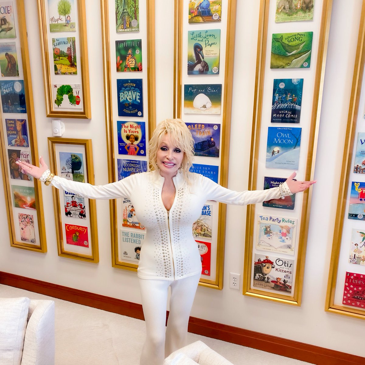 dollyslibrary's tweet photo. We're celebrating Boss's Day, and we think that we have the best boss anybody could ask for! Thank you, Dolly, for inspiring us every day with your caring spirit, passion, work ethic and creative vision. #booklady #bossday https://t.co/Qk4WSmKbnj