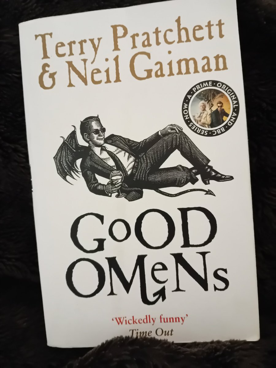 cwoodwrites's tweet photo. Oh go on then.

#pratchett #gaiman #GoodOmens https://t.co/jzJ7dlv5JF