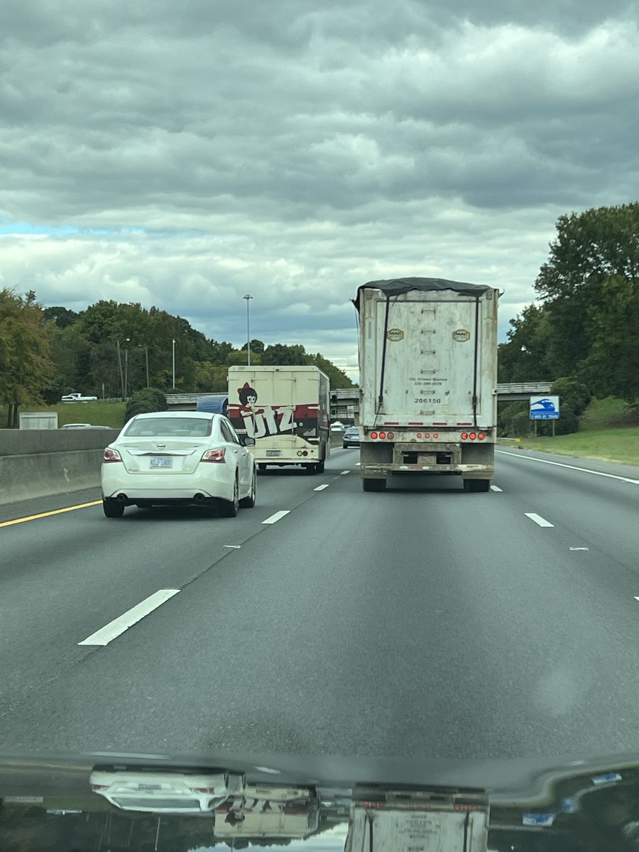 spencer2day's tweet photo. probably ⁦⁦@TronCarterNLU⁩ driving with 5 miles to empty https://t.co/yqtBKplkUb