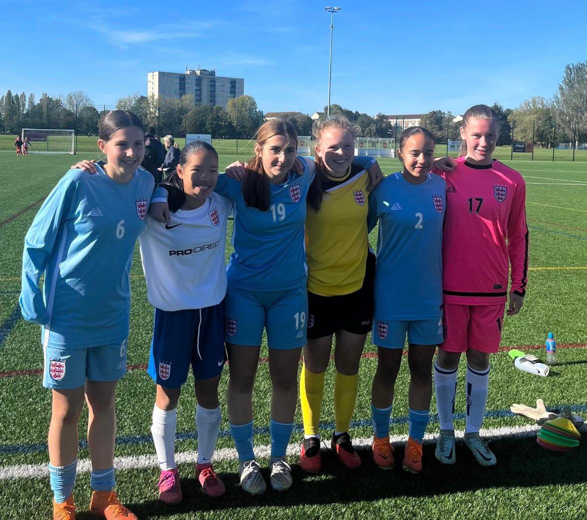 HertsSchoolsFA's tweet photo. ⚽️ESFA U15 GIRLS TRIALS🏴󠁧󠁢󠁥󠁮󠁧󠁿

Well done to Izzy, Chloe, Erin, Lily, Mia &amp; Annabelle who all attended Sunday’s trial event for the South-East.

A huge achievement to be recognised 👏🏻⚽️ https://t.co/aR52xXl2p1
