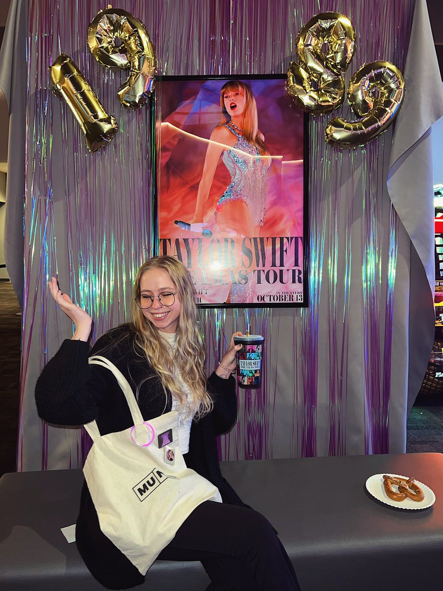pullapartheart's tweet photo. @taylornation13 i went through something at the theater #TSTheErasTourFilm https://t.co/dkpZoMQsbE