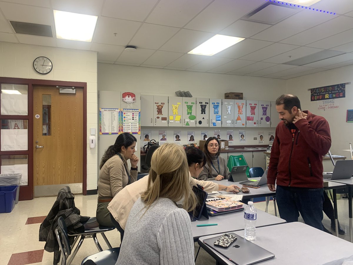 Samantha Shuman (@samshuman24) on Twitter photo It has been a great day with our <a href="/FreedomD100/">FreedomMiddleSchool</a> Patriots!! Excited to work with our social studies teams this week! Stay tuned for what’s to come!! #d100inspires #d100inspira It has been a great day with our <a href="/FreedomD100/">FreedomMiddleSchool</a> Patriots!! Excited to work with our social studies teams this week! Stay tuned for what’s to come!! #d100inspires #d100inspira