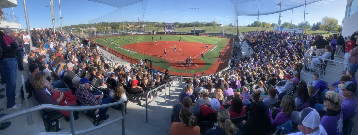 🥎 Sorry, Hastings: I love you, you’re my hometown…but you can’t touch the size of this crowd at Clausen Field.