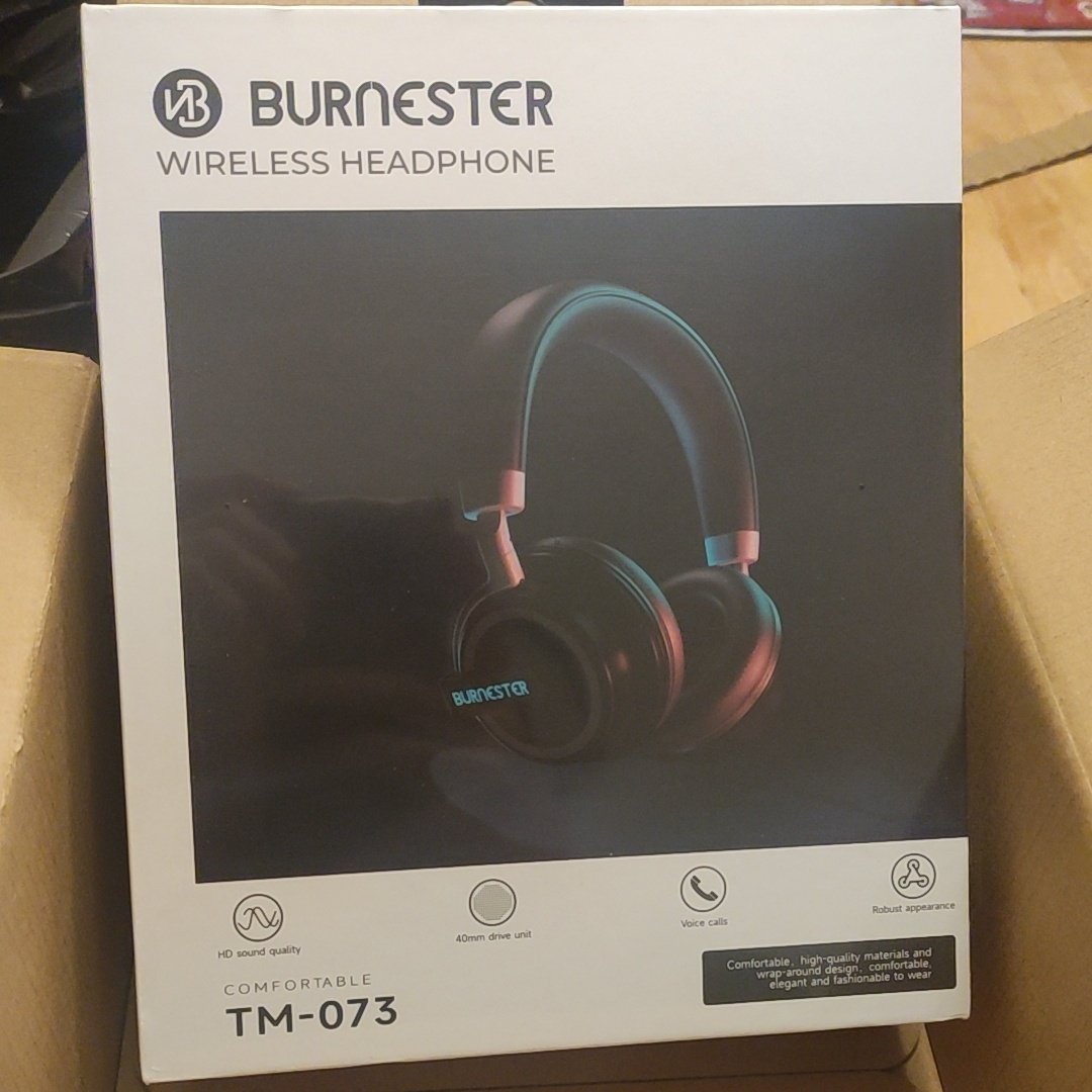 i bought a mystery gift from ordered stuff wich didn't arrived...
there was 3 types 
cheap like 30€
normal round about 40€
and big for 50
(idr the right prices)
and in my mail was something like four 'Turbo-neckfan' and I got axiety.
but now I have super cool wireless headphone