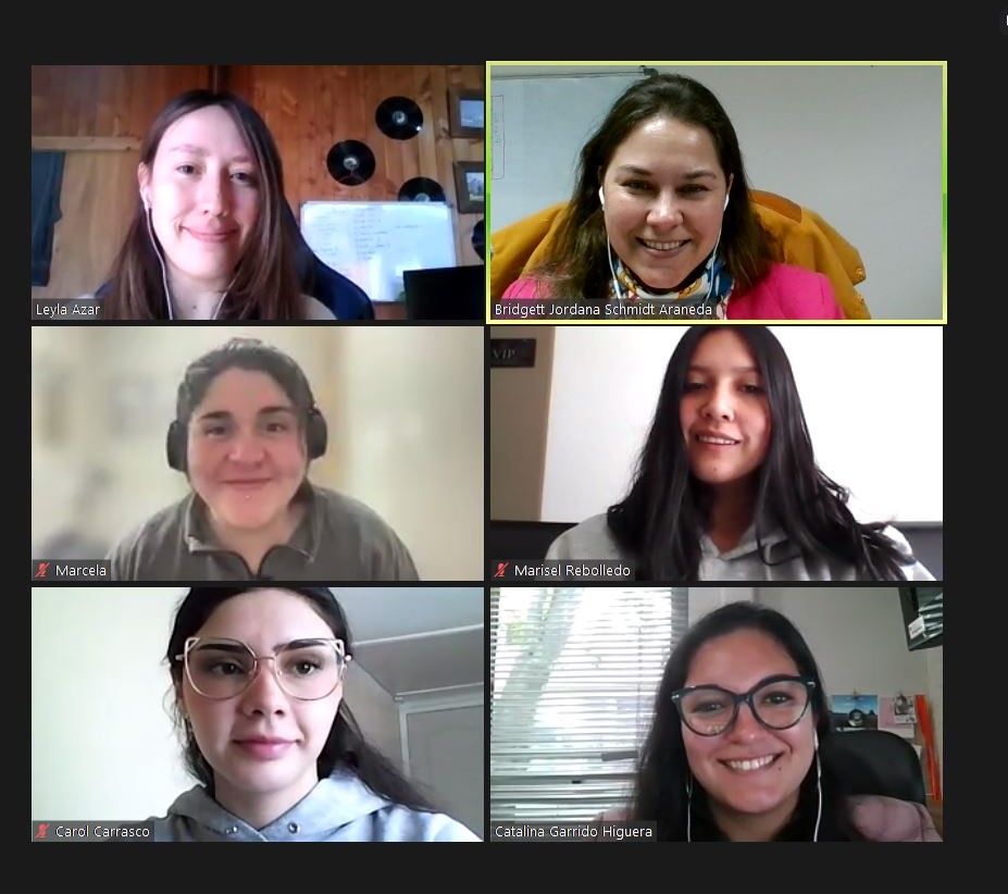 OL_Araucania's tweet photo. 👥📊 ¡Primer encuentro con nuestras encuestadoras para el estudio Pulso de Demanda de Empleos Digitales! 🇨🇱 Identificaremos necesidades de contratación en TI y más sectores. 🔹 Levantamiento en octubre, noviembre y diciembre. 📆 #EmpleosDigitales #Encuesta2023 https://t.co/e4PjcbVPjz