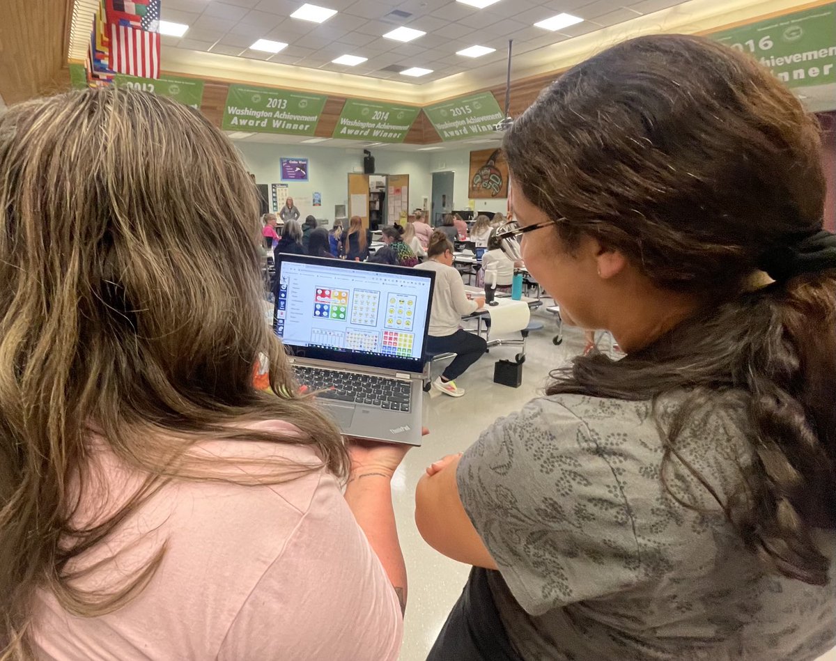 EPS_Technology (@technology_eps) on Twitter photo The LITS PD Team supported Cedar Wood staff as they created interactive SEL Student check-ins using Lynx for the interactive panels. #learningtogether <a href="/DrIanBSaltzman/">Dr. Ian B. Saltzman</a> <a href="/DrShelleyBoten/">Shelley Boten, EdD</a> <a href="/EPS_DeputySupt/">Dr. Peter Scott</a> <a href="/EverettSchools/">Everett Public Schools.WA</a> <a href="/MicheleWaddel/">Michele Waddel</a> The LITS PD Team supported Cedar Wood staff as they created interactive SEL Student check-ins using Lynx for the interactive panels. #learningtogether <a href="/DrIanBSaltzman/">Dr. Ian B. Saltzman</a> <a href="/DrShelleyBoten/">Shelley Boten, EdD</a> <a href="/EPS_DeputySupt/">Dr. Peter Scott</a> <a href="/EverettSchools/">Everett Public Schools.WA</a> <a href="/MicheleWaddel/">Michele Waddel</a>
