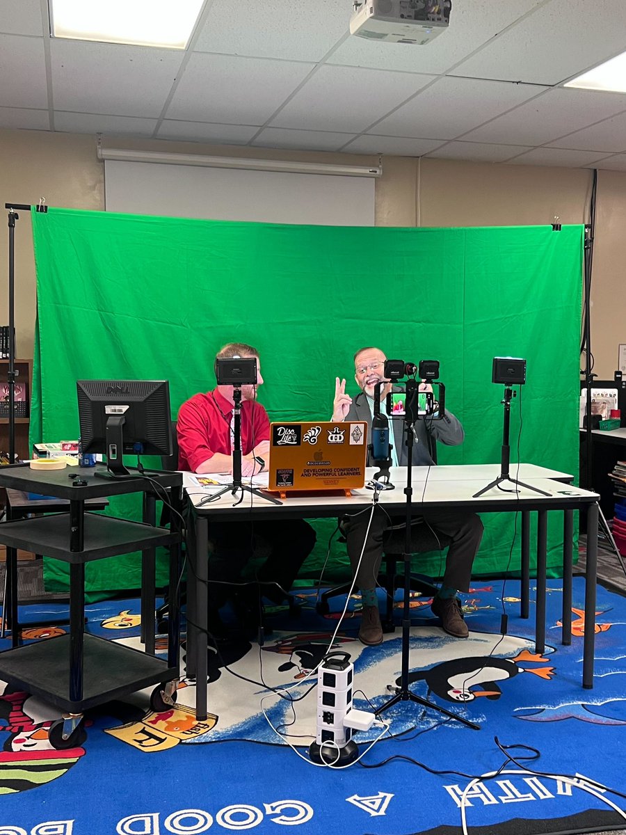 meyer_tech's tweet photo. Virtual Curriculum Night for South was a huge success!  Thanks to everyone who joined tonight. Here are some behind the scenes pictures! @Sidney_Raiders https://t.co/Tx2OVIYz5w