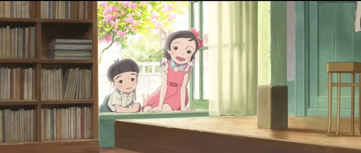 TarizSolis's tweet photo. Novel karangan Tetsuko Kuroyanagi yg dicintai banyak orang, 'Totto-Chan: The Little Girl at the Window', diadaptasi jadi film animasi & akan tayang di bioskop Jepang pada Desember ini.

Terinspirasi masa kecil sang pengarang, film ini menceritakan keseharian di satu sekolah yg membebaskan para siswanya berekspresi & guru-gurunya mengajari mereka untuk menerima keunikan satu sama lain. Tapi segala suka cita di sini seketika luntur kala World War II membombardir Jepang.

Semoga masuk Indonesia 🤲
