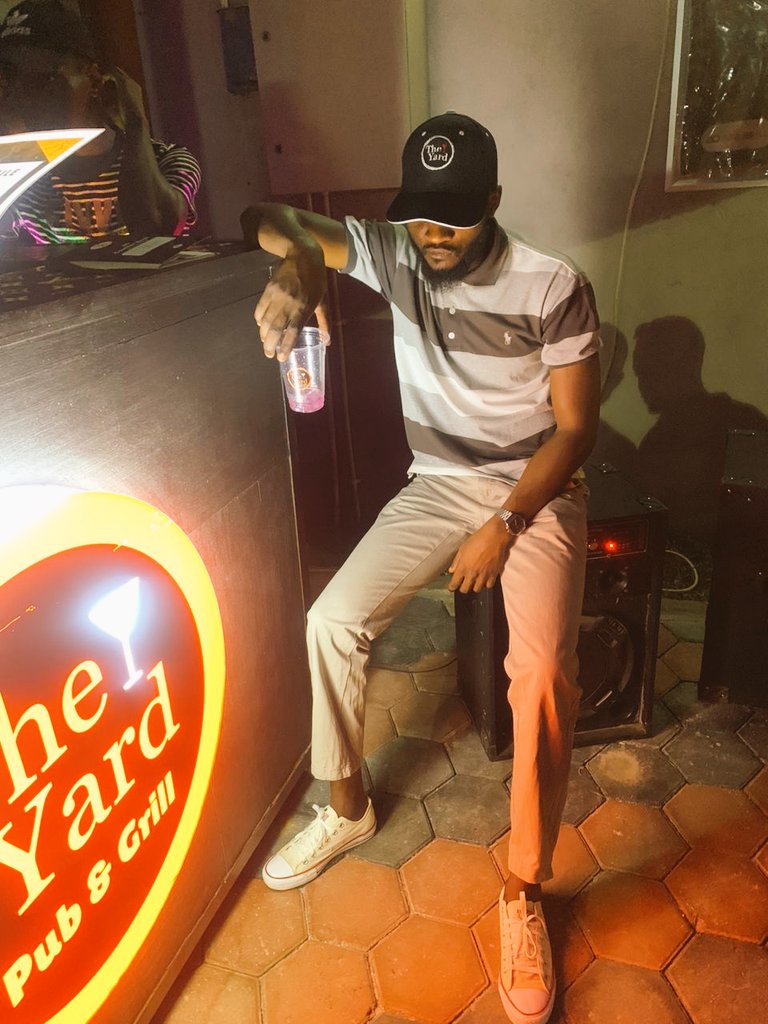 ManChocolate69's tweet photo. *Highlights from the weekend*

We are located in Kalomo Road 🛣️,Chilenje... Lusaka Zambia
@PacificAutoDetailing and we are open Friday to Sunday 13:00- midnight
#cocktails #grills #music&amp;vibes
The Yard Mobile Cocktail Bar
#FEELATHOME 
#customerfiles https://t.co/lD9B1jFuhm