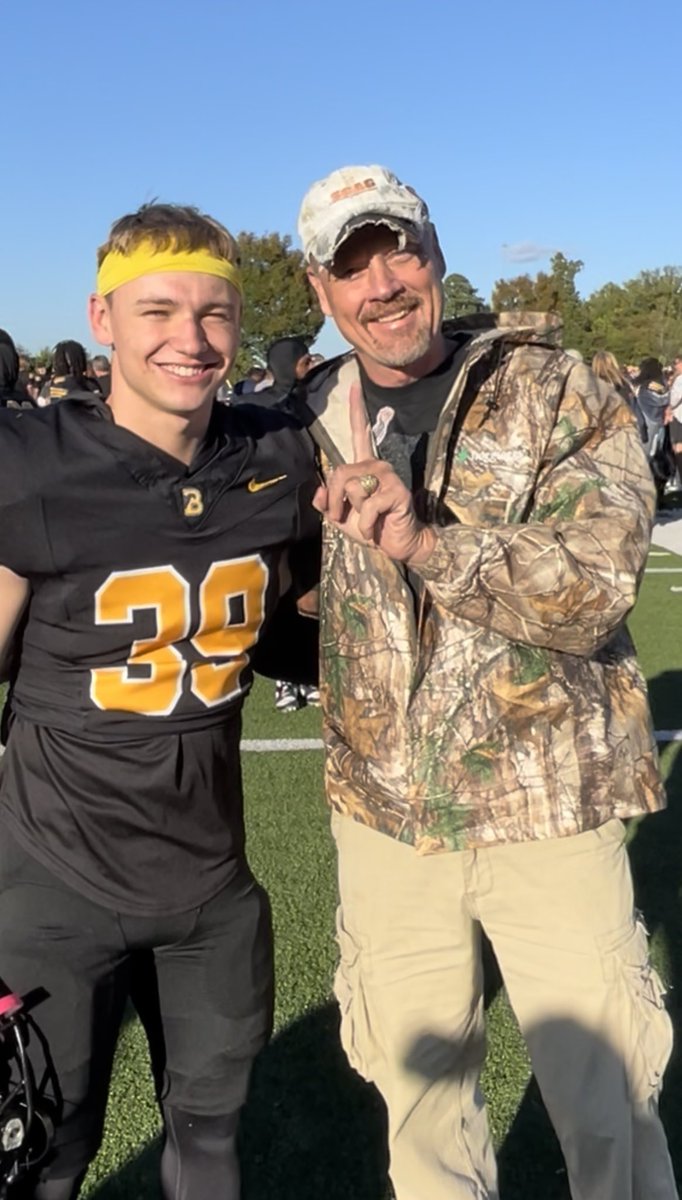 krmiller28's tweet photo. 🖤💛BSC Homecoming🖤💛 https://t.co/LLpu24ccD6