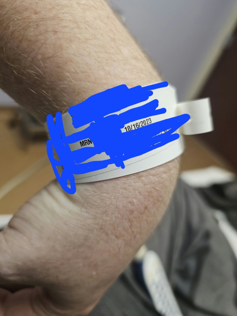 Really freaked out rn. Covid positive again. Low blood o2 again. Almost died last time. Covid left me with 70% lung function and now i have it again... Gonna need all the good vibes right now bros and bro-ettes. I love you all.