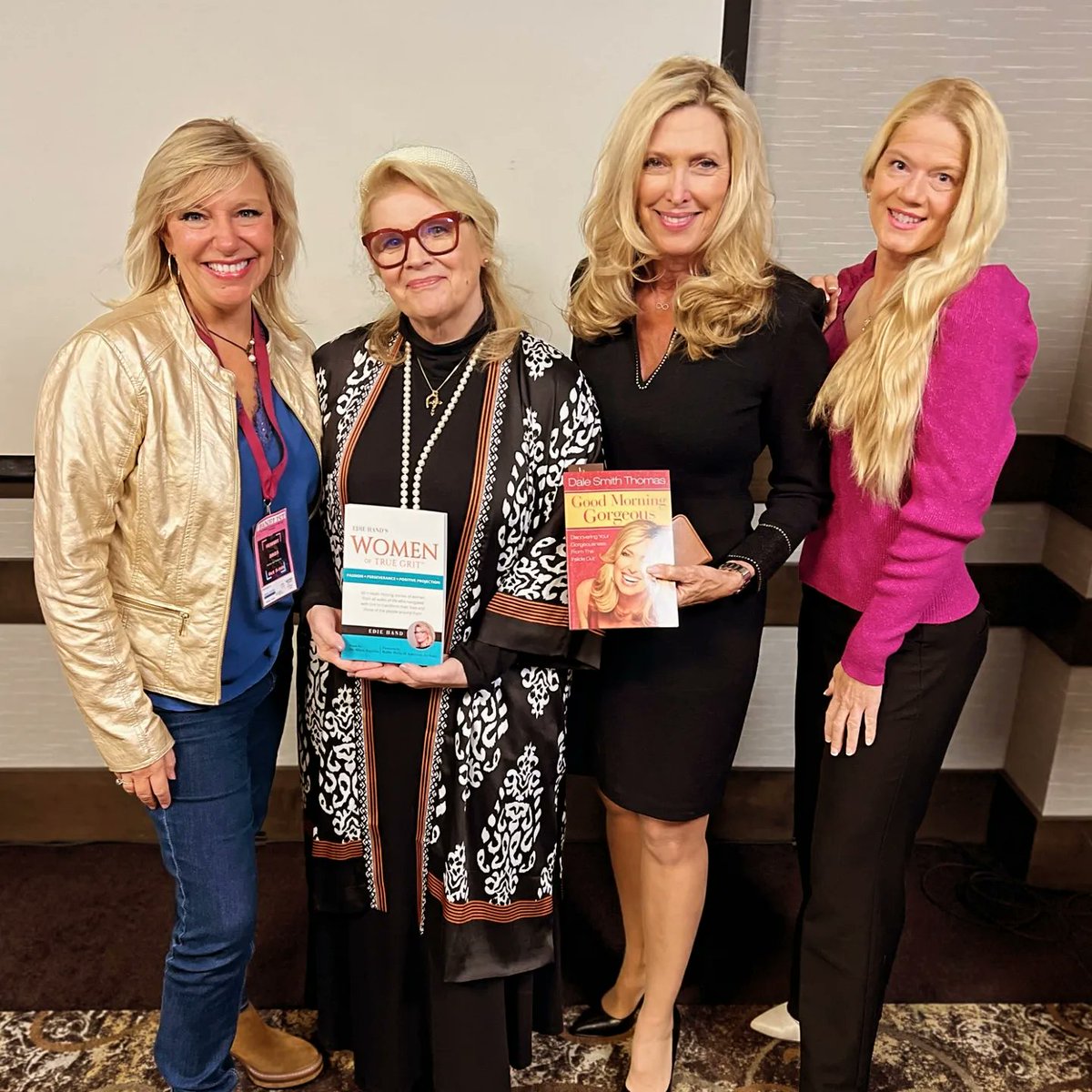 DawnBrasher1's tweet image. So honored to have been a panalist speaker at the SWIFT Summit in Nashville with so many remarkable and talented women &amp;amp; this year. 💃👠🎬💗🙏#SWIFTsummit #film&amp;amp;tv #actor #model #writer #WiFTnashville #inspiration #motivation  #film #fashion